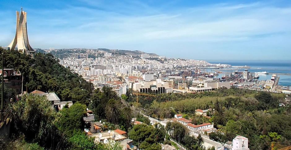 alger-la-blanche-makam-chahid